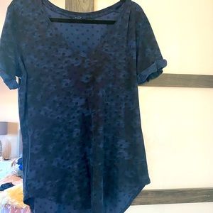 Lululemon v neck love tee